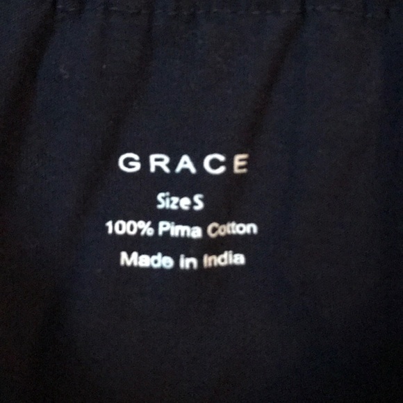 Floral embroidered top - Picture 3 of 3